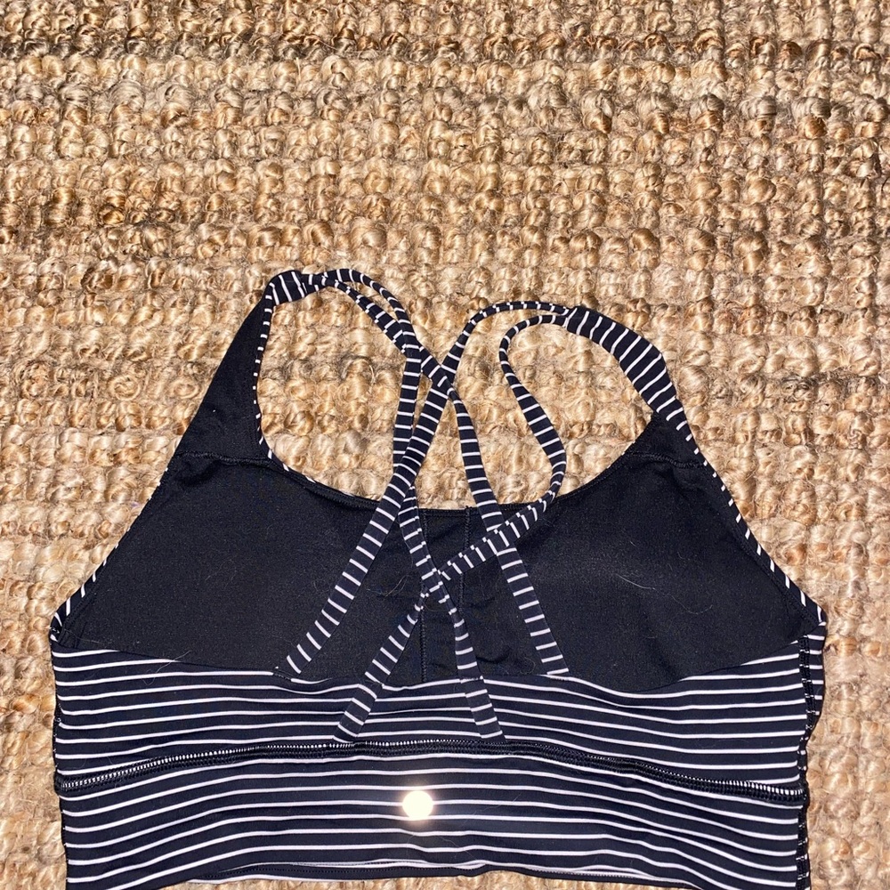 Lululemon cross back sports bra